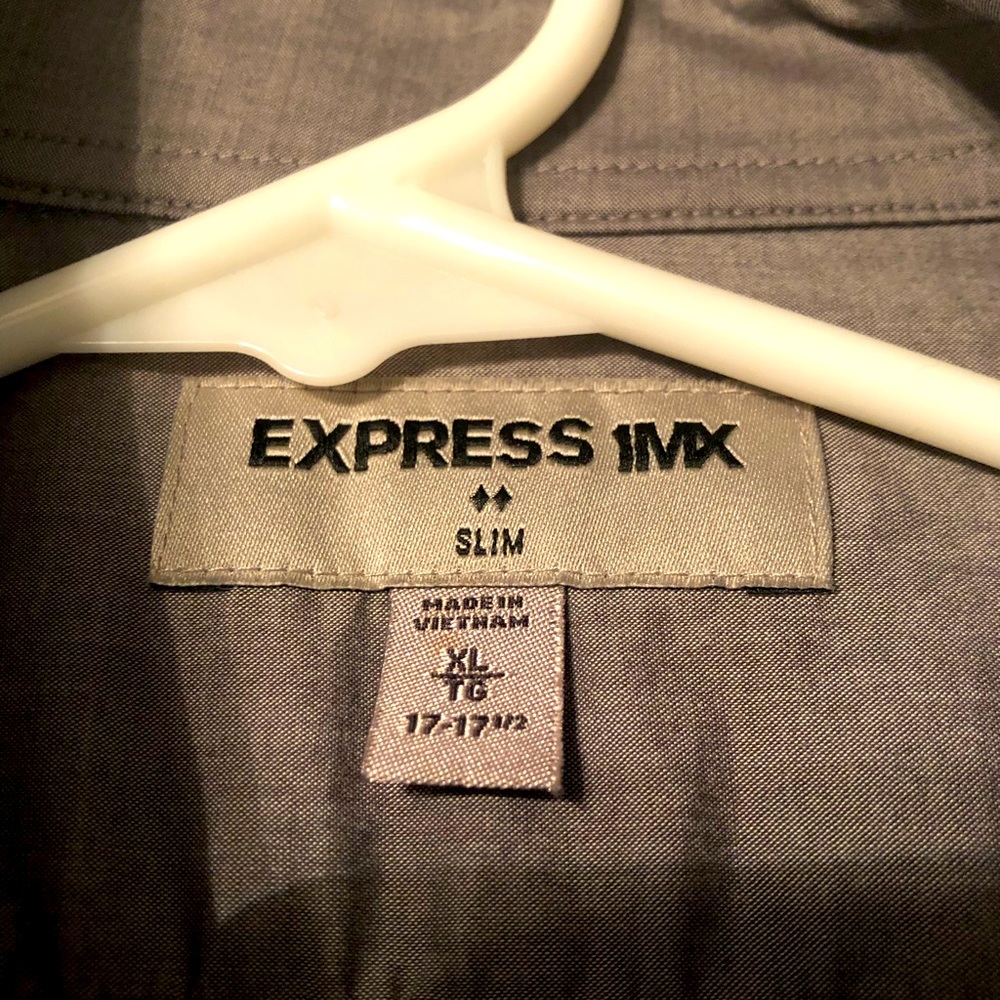 Button up - Picture 2 of 2